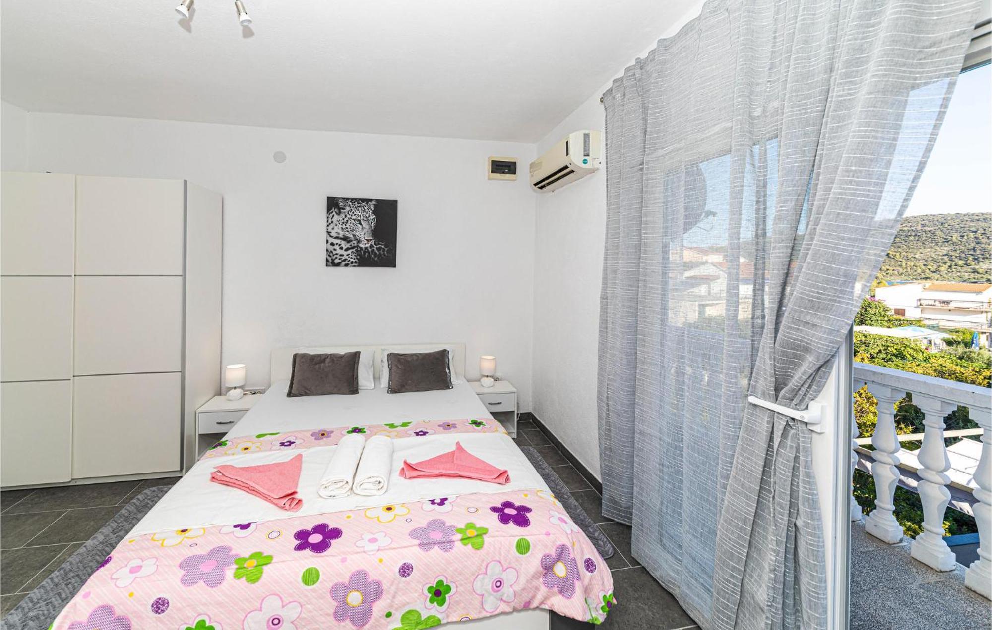 Stunning Home In Marina With Heated Swimming Pool エクステリア 写真