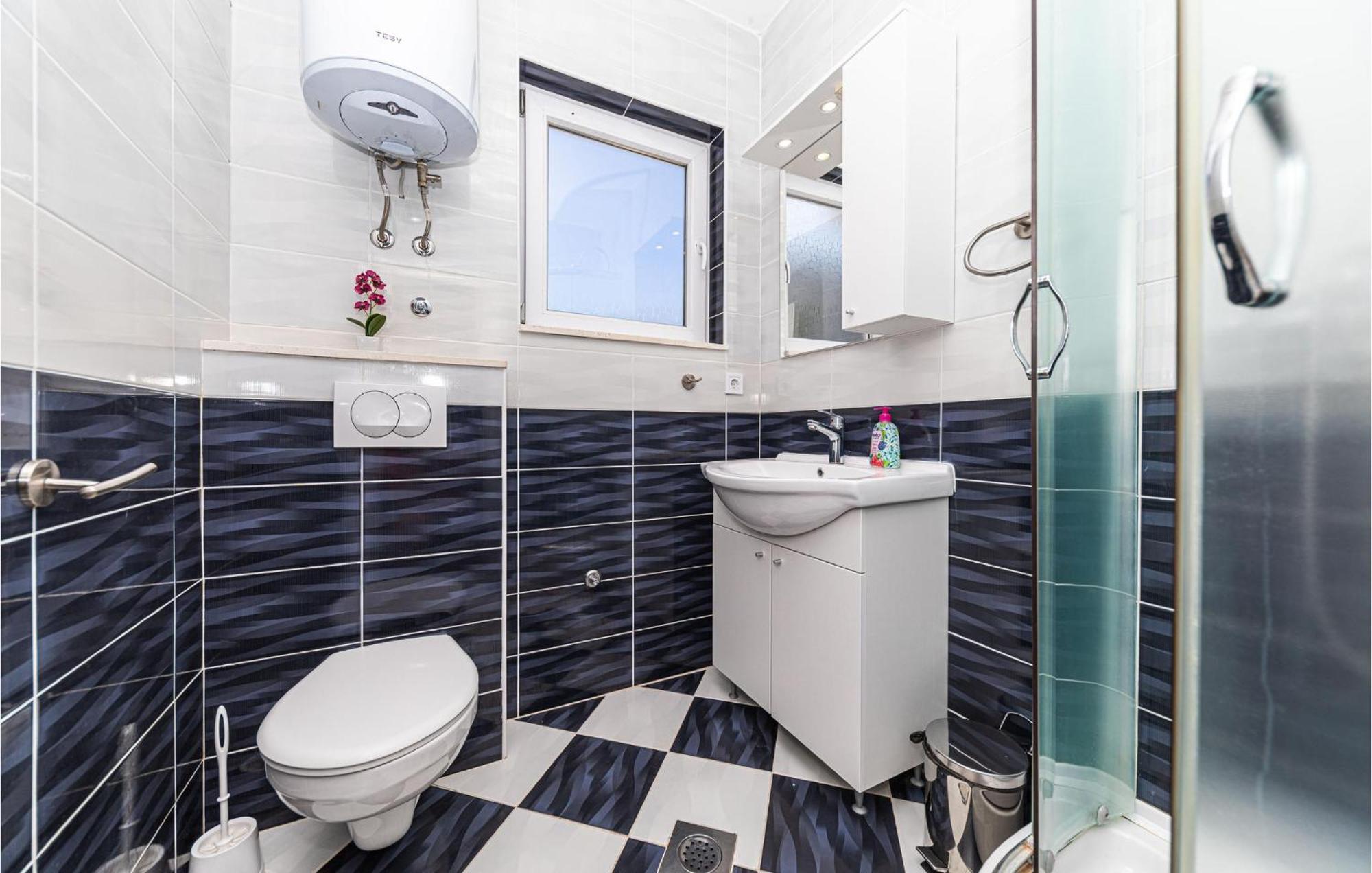 Stunning Home In Marina With Heated Swimming Pool エクステリア 写真