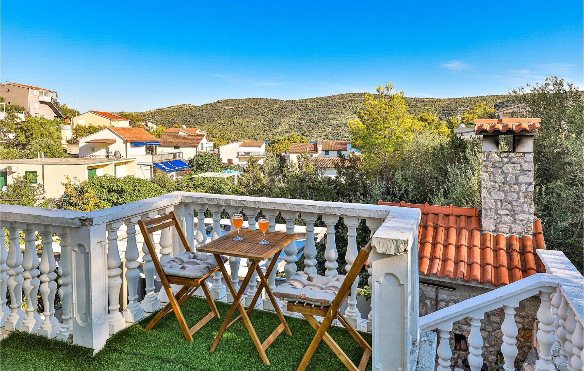 Stunning Home In Marina With Heated Swimming Pool エクステリア 写真