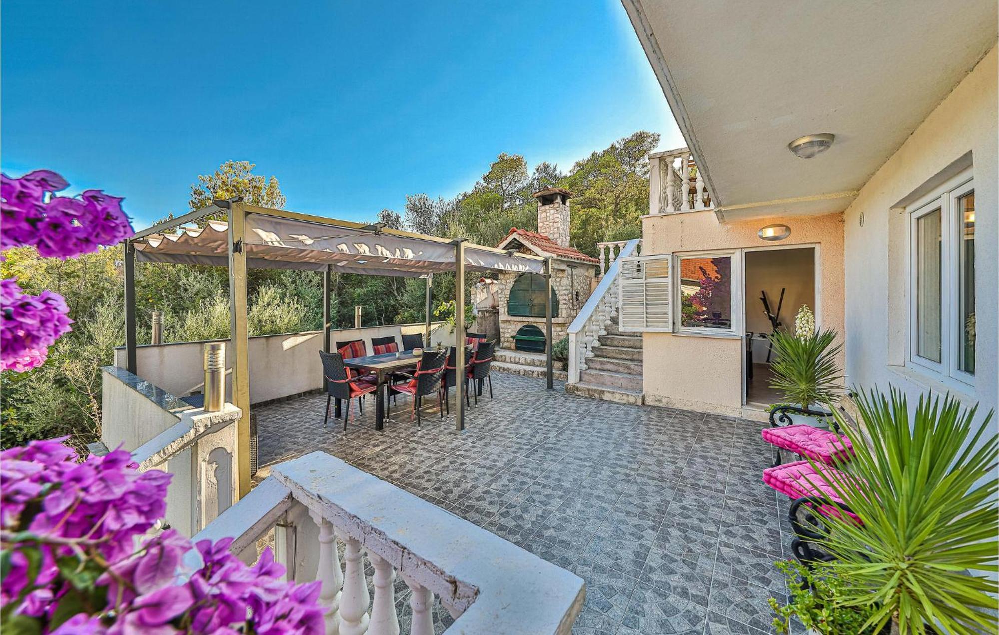 Stunning Home In Marina With Heated Swimming Pool エクステリア 写真