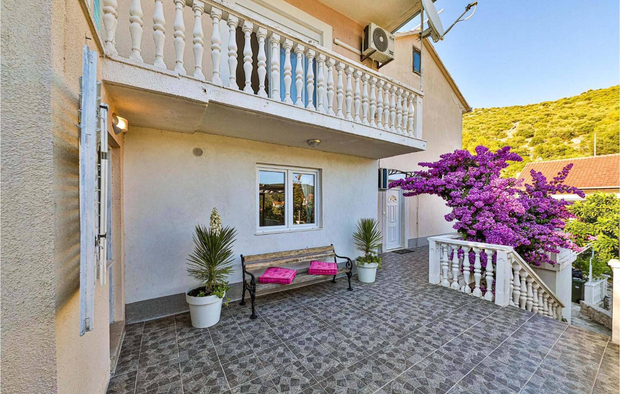 Stunning Home In Marina With Heated Swimming Pool エクステリア 写真